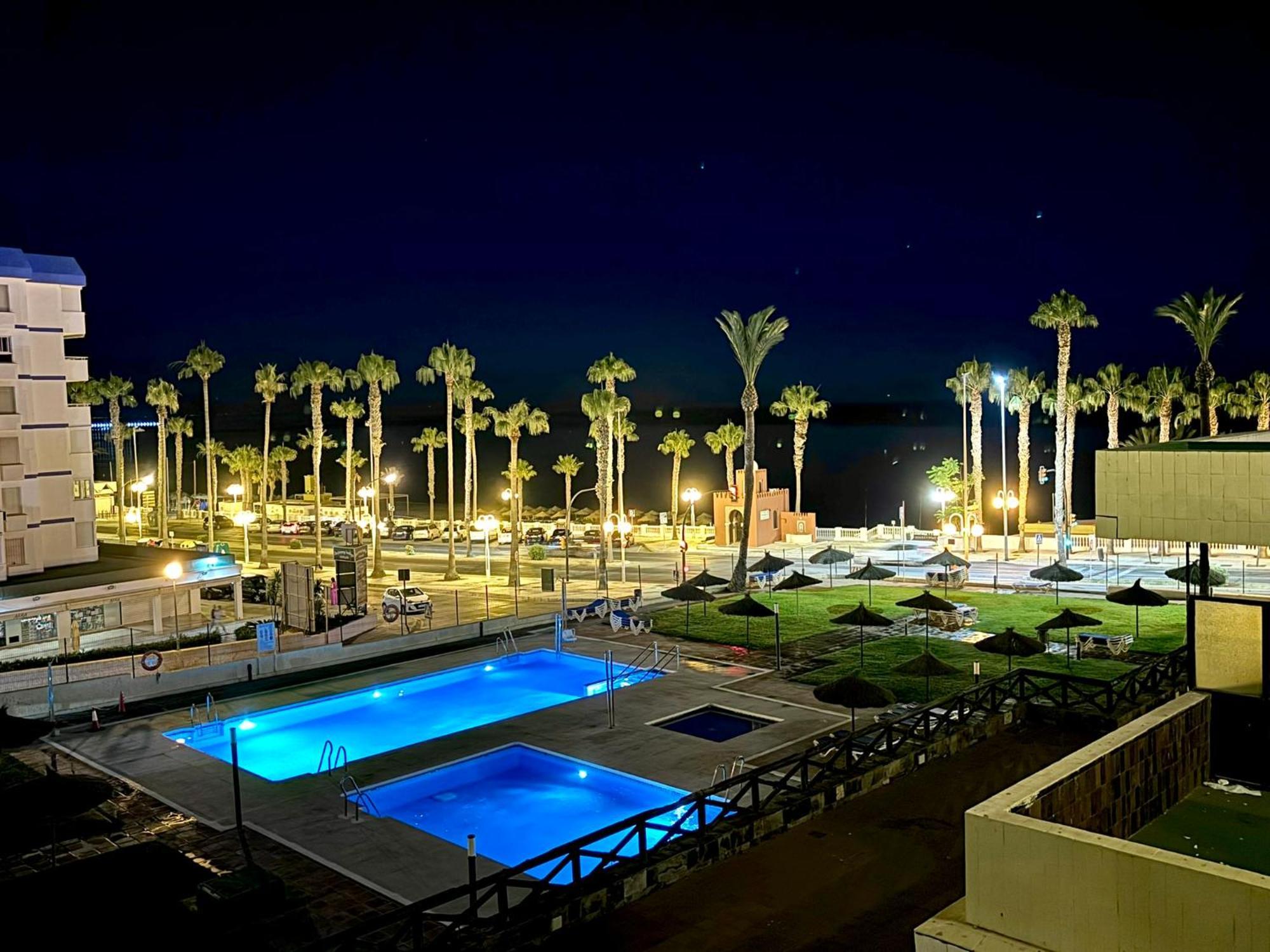 Aloha Playa Vistas Al Mar Lägenhet Benalmádena Exteriör bild