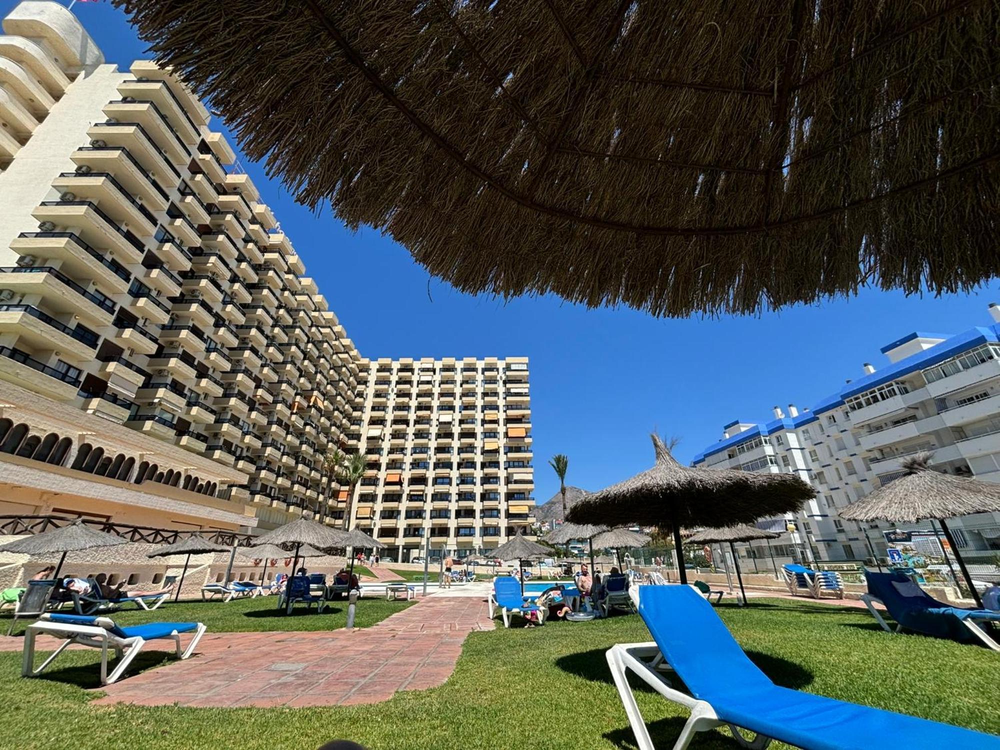 Aloha Playa Vistas Al Mar Lägenhet Benalmádena Exteriör bild