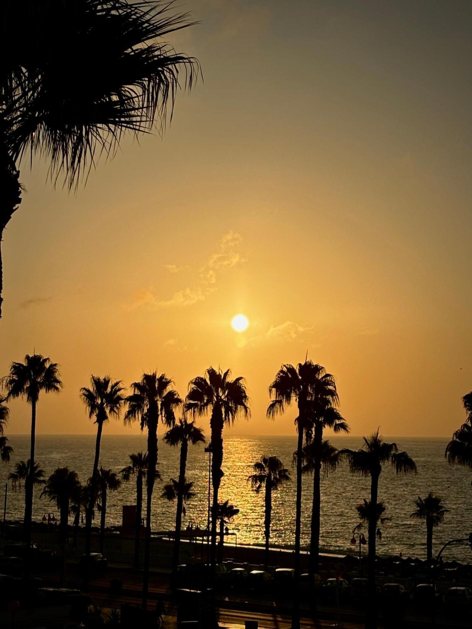 Aloha Playa Vistas Al Mar Lägenhet Benalmádena Exteriör bild