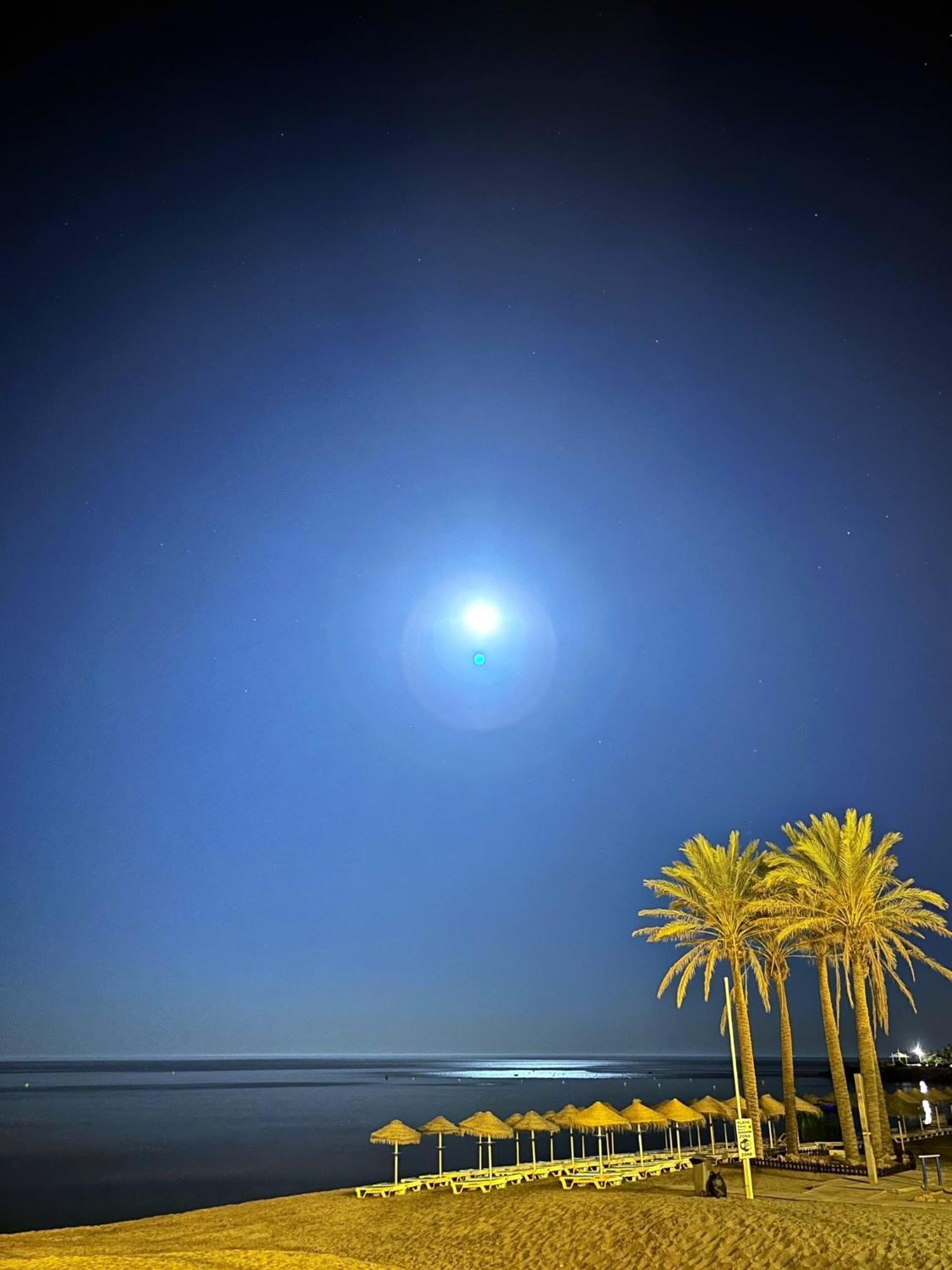 Aloha Playa Vistas Al Mar Lägenhet Benalmádena Exteriör bild